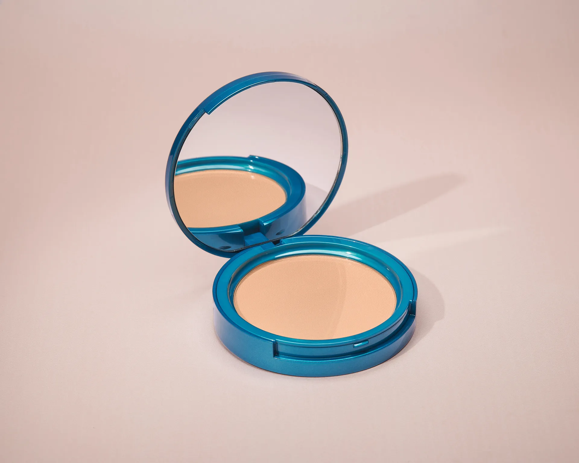Pressed Mineral Foundation Compact - Image 3