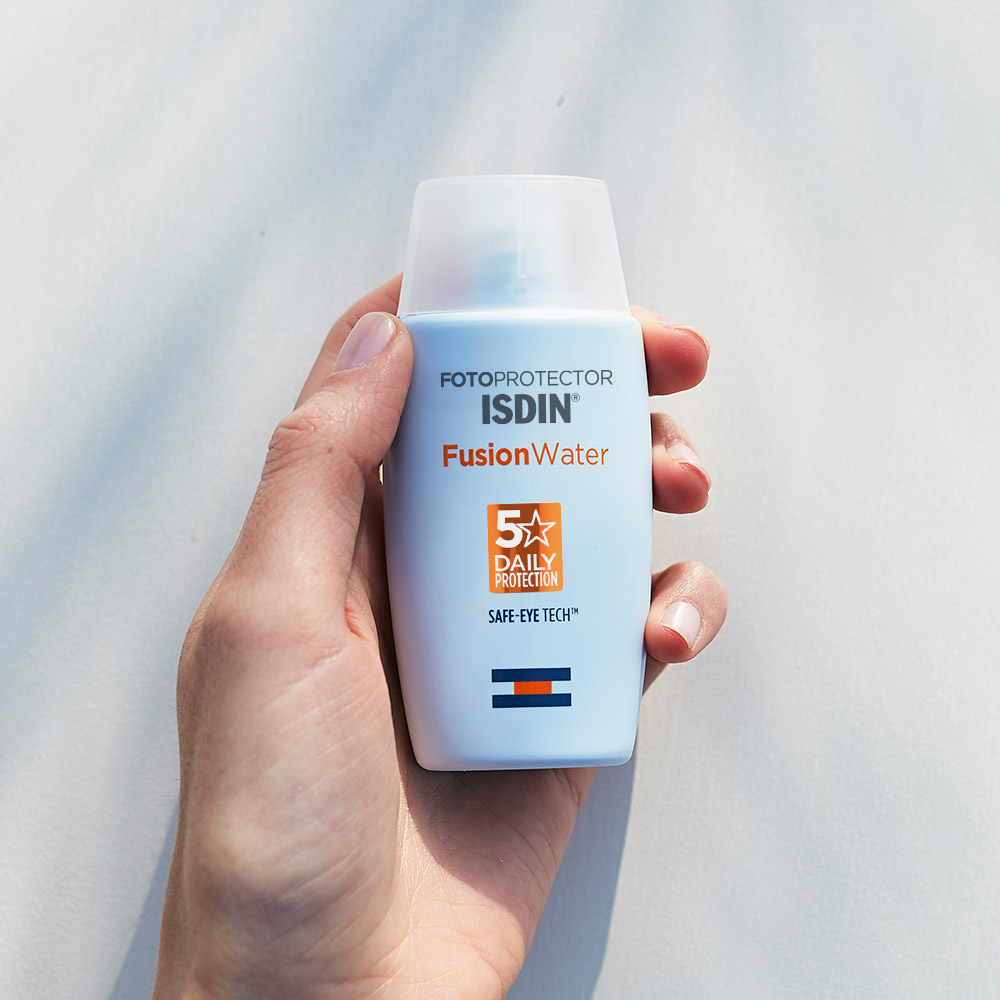 Fotoprotector Fusion Water SPF50 - Image 3