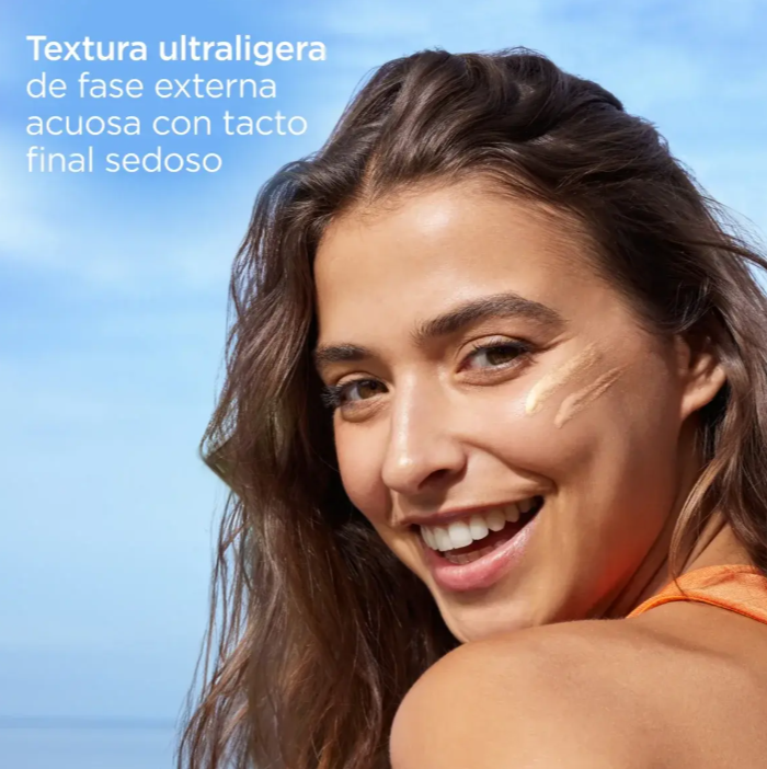 Fusion Water MAGIC GLOW SPF50 - Image 5