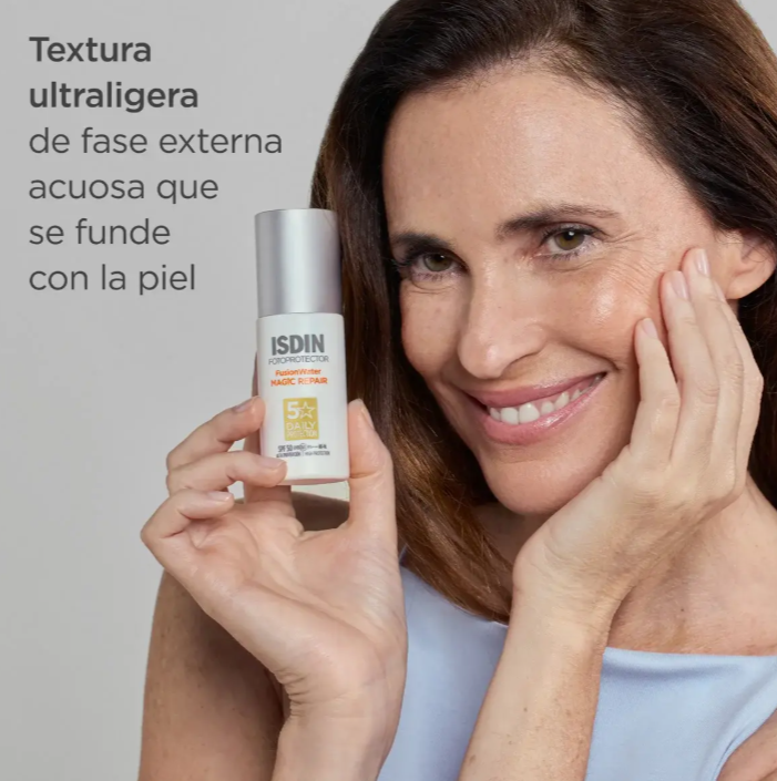 Fusion Water MAGIC REPAIR SPF50 - Image 5